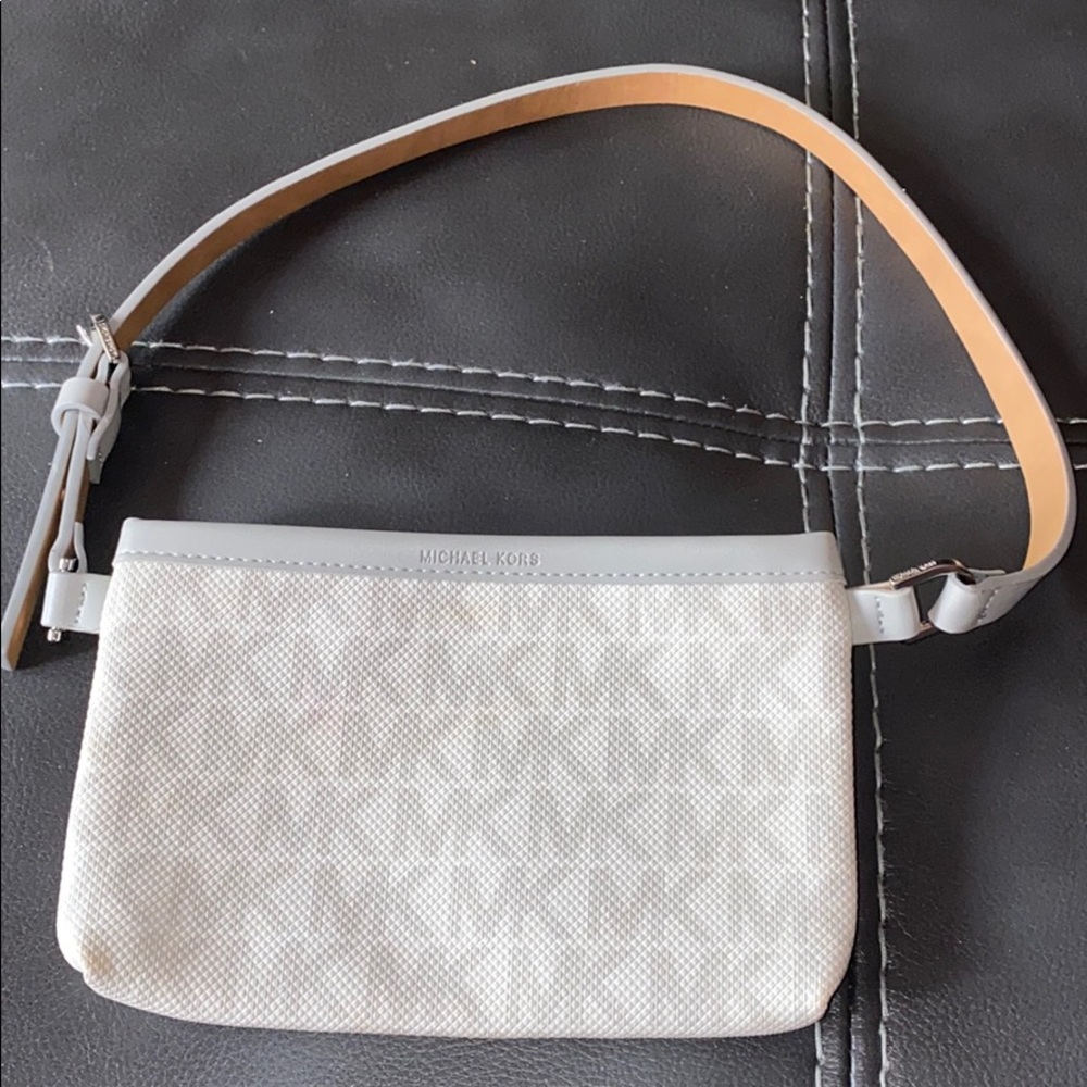 MICHAEL KORS